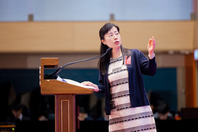 Gallery image of 「師德：承傳與未來」研討會暨「實習學校優秀教學啟導教師」、「薪火相傳奬」及「學生電子歷程檔案獎」頒獎禮 - 3