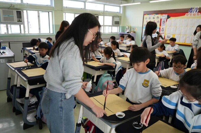 Gallery image of 書法到校教育 - 香海正覺蓮社佛教正覺蓮社學校 - 2